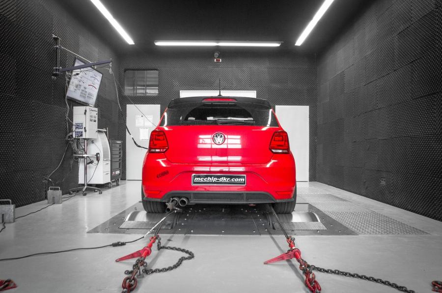  Volkswagen Polo GTI 1.8 TSI by Mcchip-DKR 2016 года  (фото 4 из 5)
